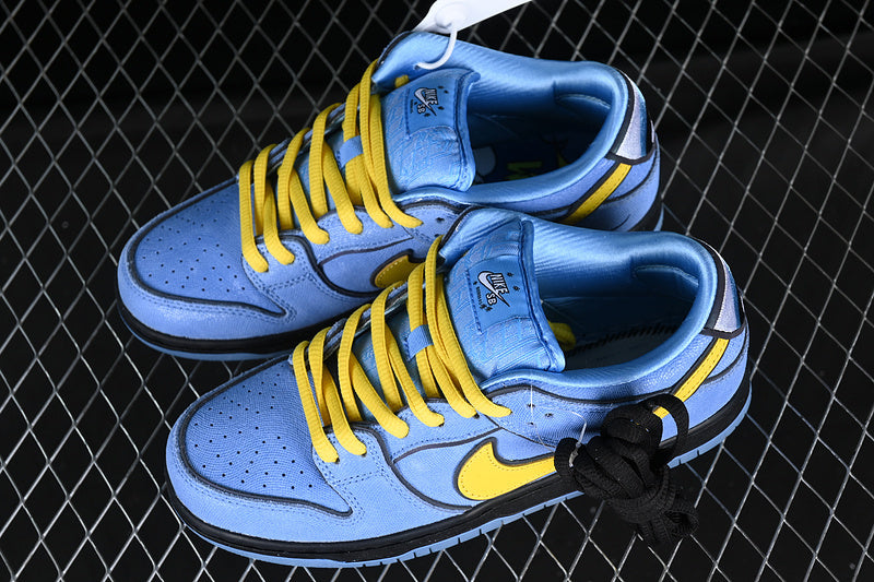 Dunk Low SB powerpuff blue