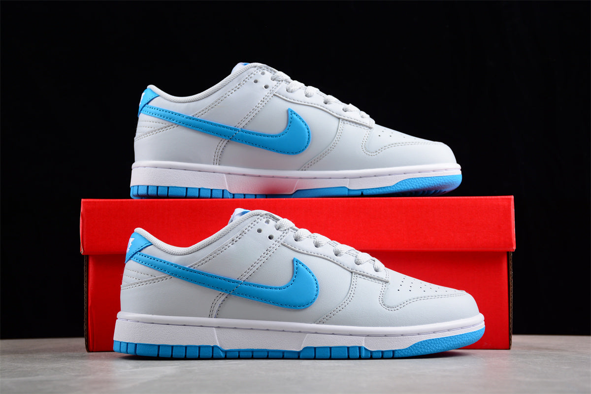 Dunk Low light blue