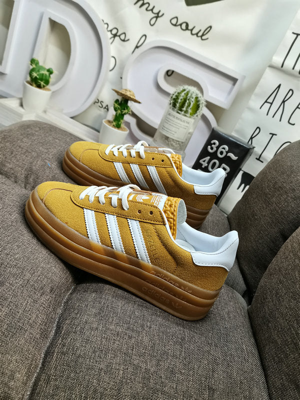Gazelle bold mustard yellow