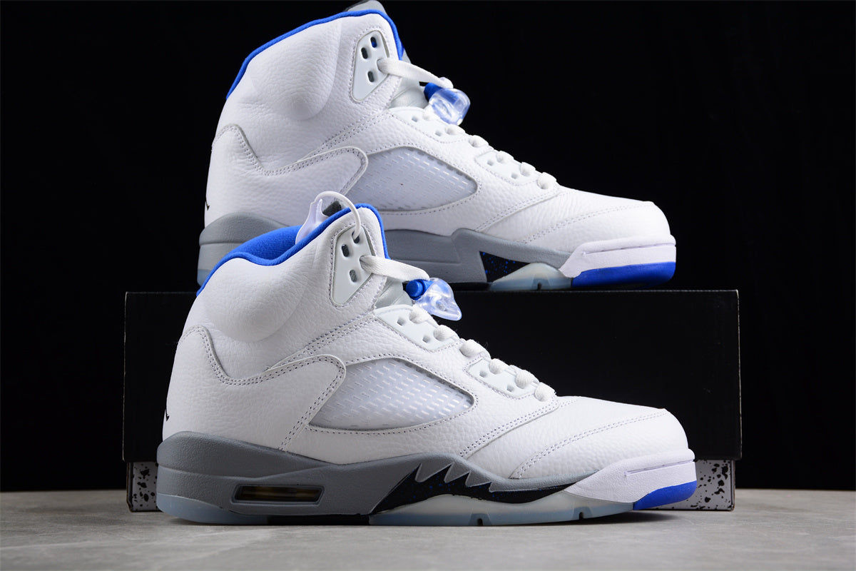 Jordan 5 stealth