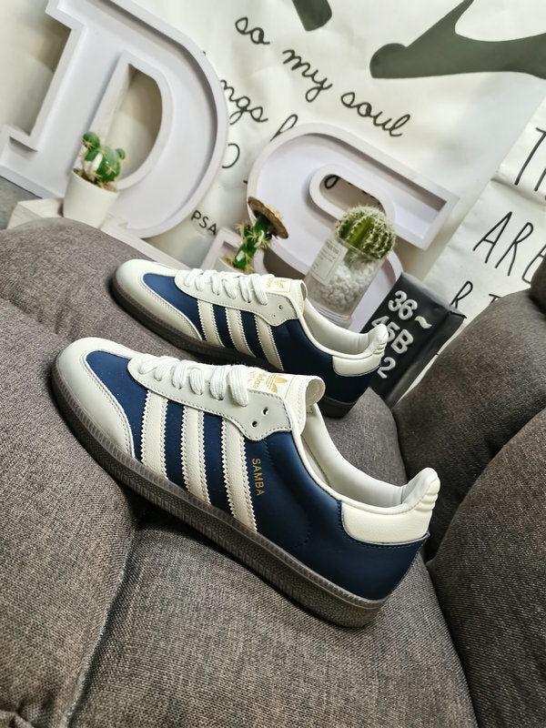 Samba navy white