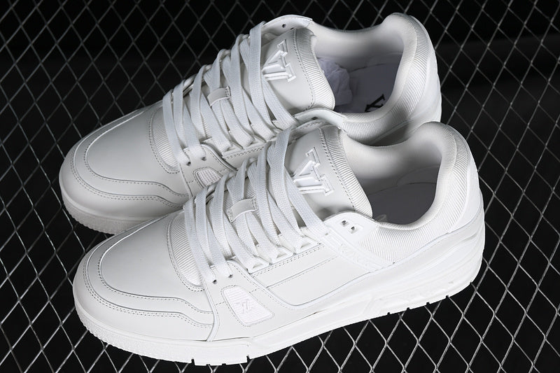 LV trainer full white