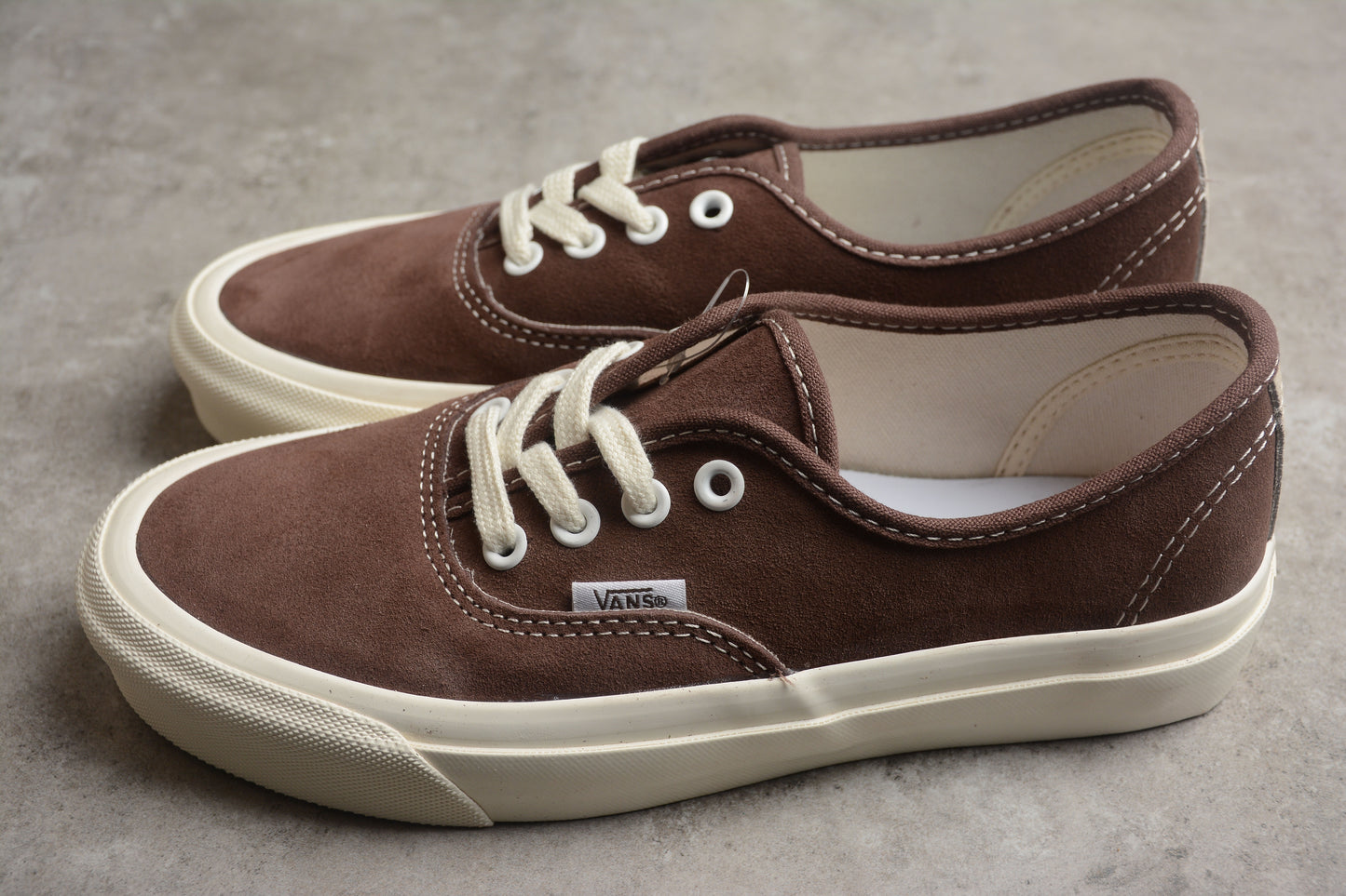 Vans Authentic brown