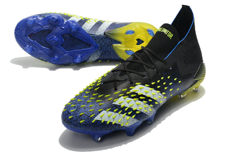 Predator Freak black blue volt