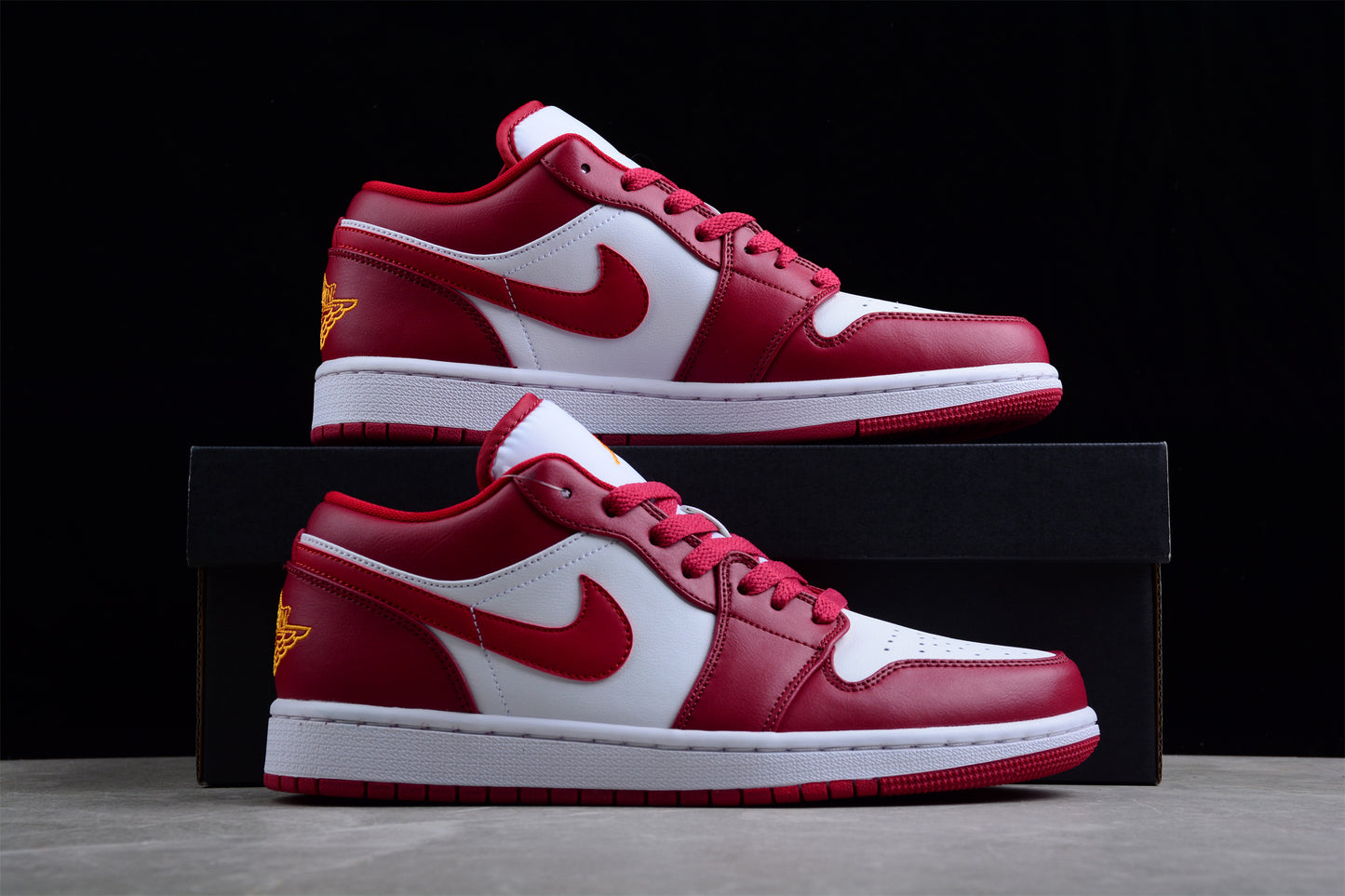 Jordan 1 Low red quilt