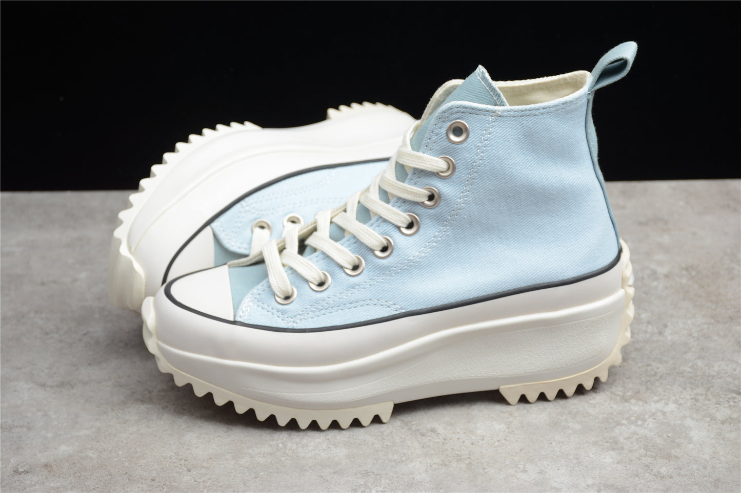 Converse run star hike sky and cream