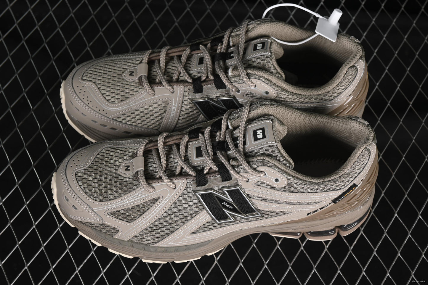 New Balance 1906R light brown