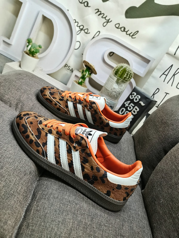 Samba preloved leopard