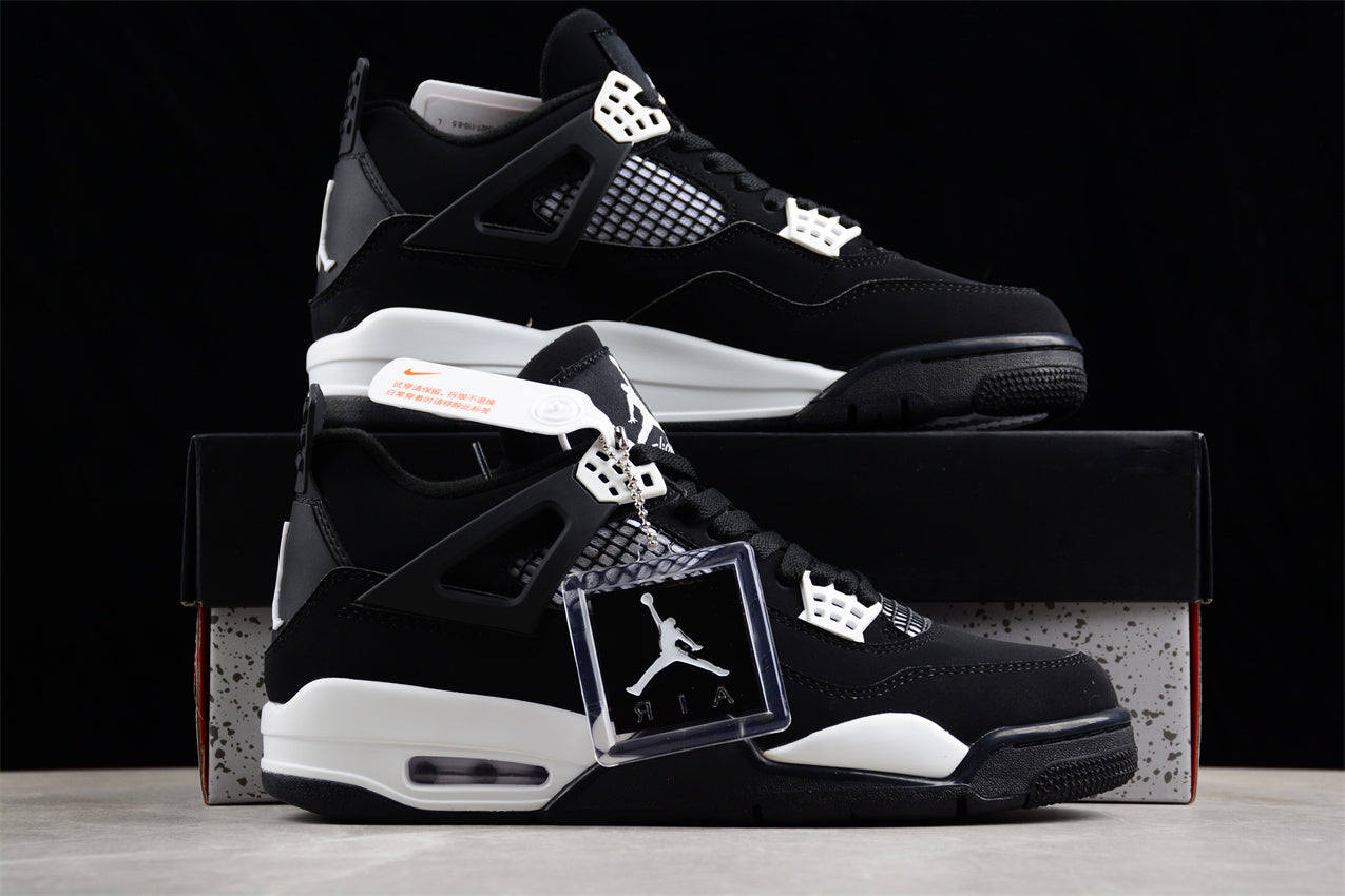 Jordan 4 white thunder