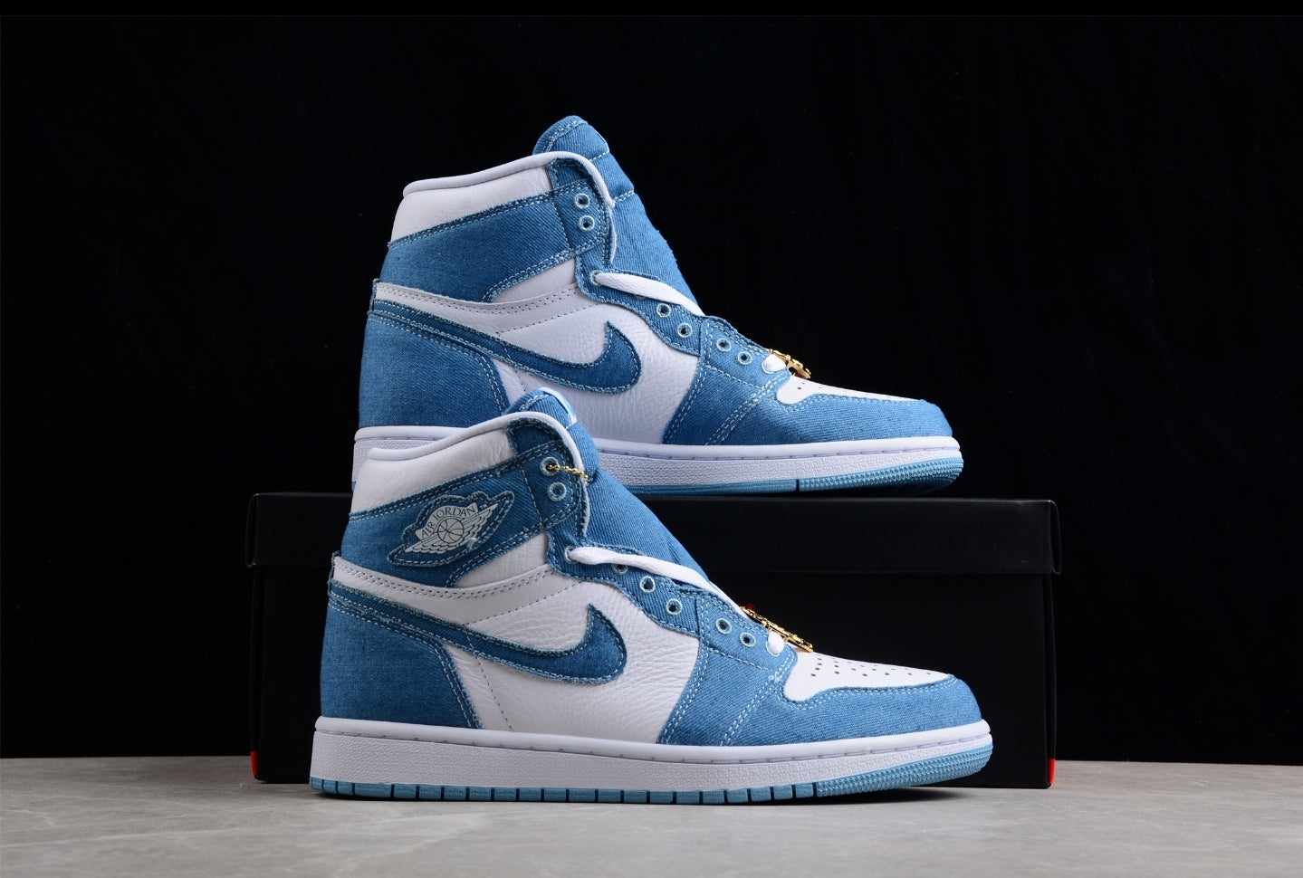 Jordan 1 High denim