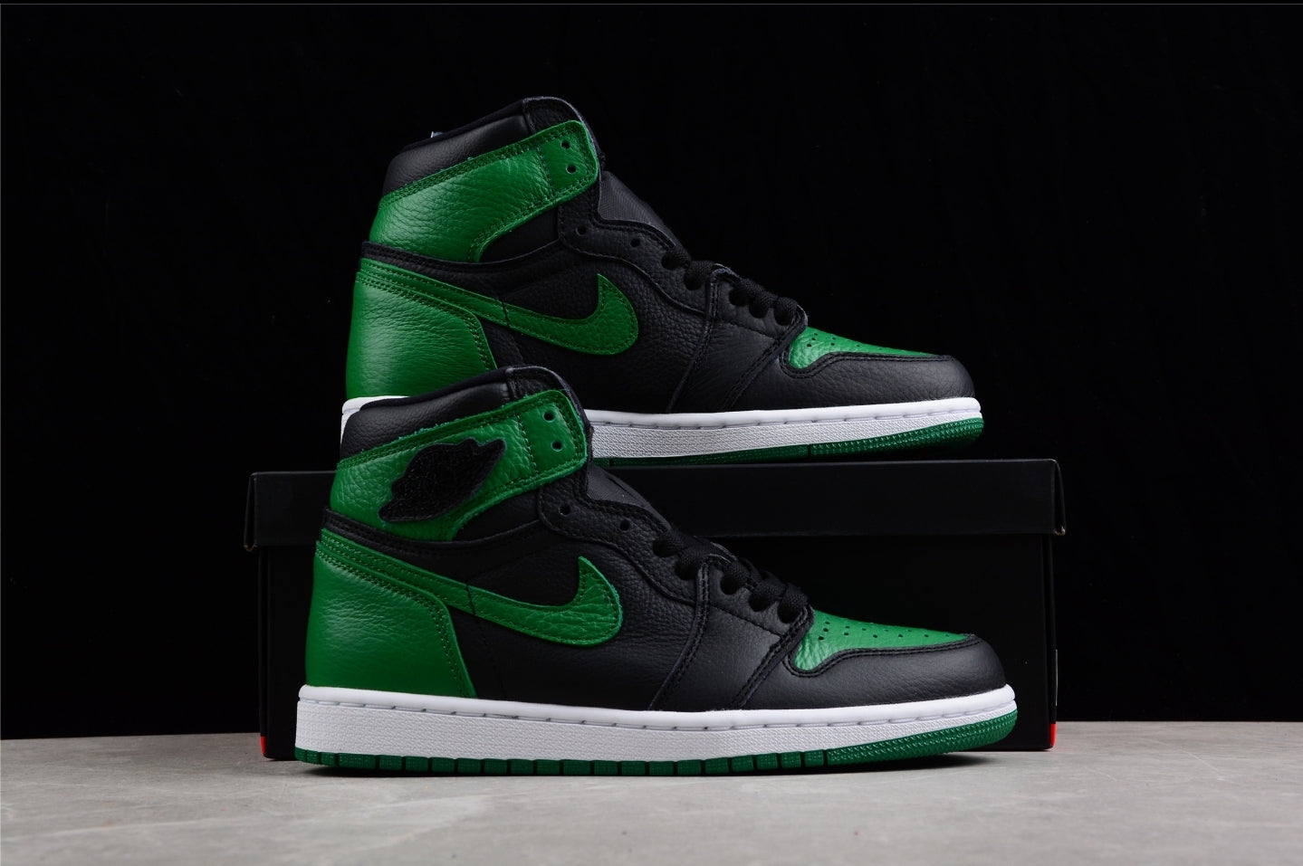 Jordan 1 High pine green