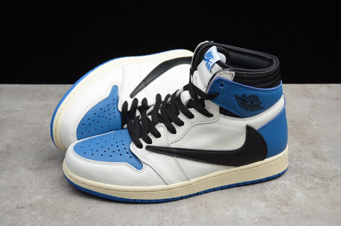 Jordan 1 High x Travis Scott military blue