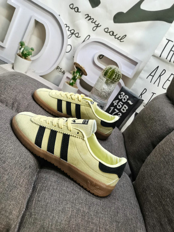 Bermuda banana black