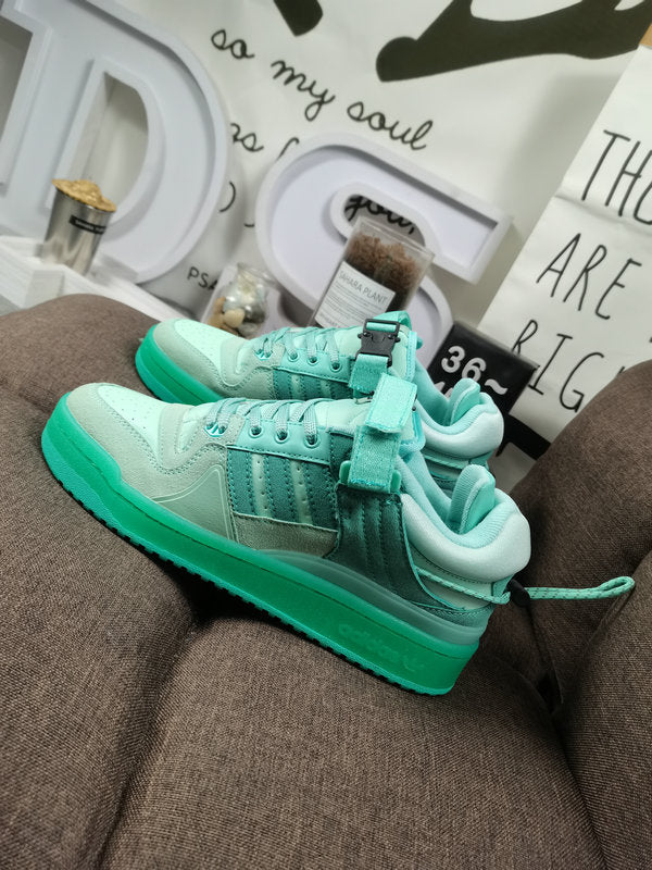 Forum x Bad Bunny aqua