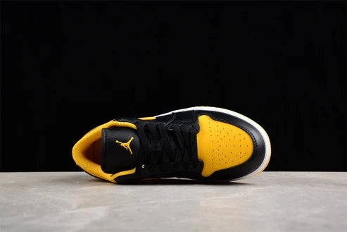 Nike J1 low yellow ochre