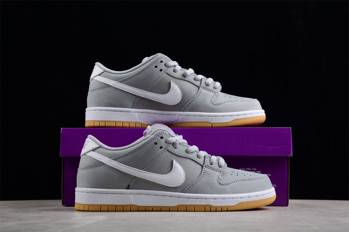 Dunk SB Low wolf grey