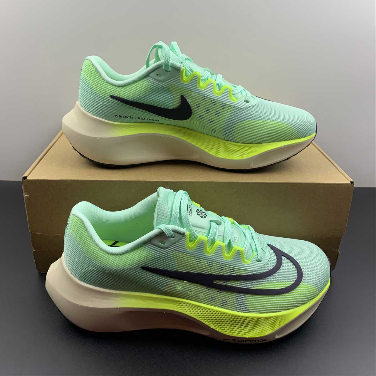Zoom Fly 5 mint foam