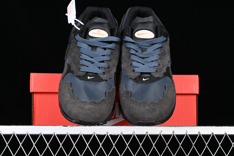 Air Max 1 squadron blue