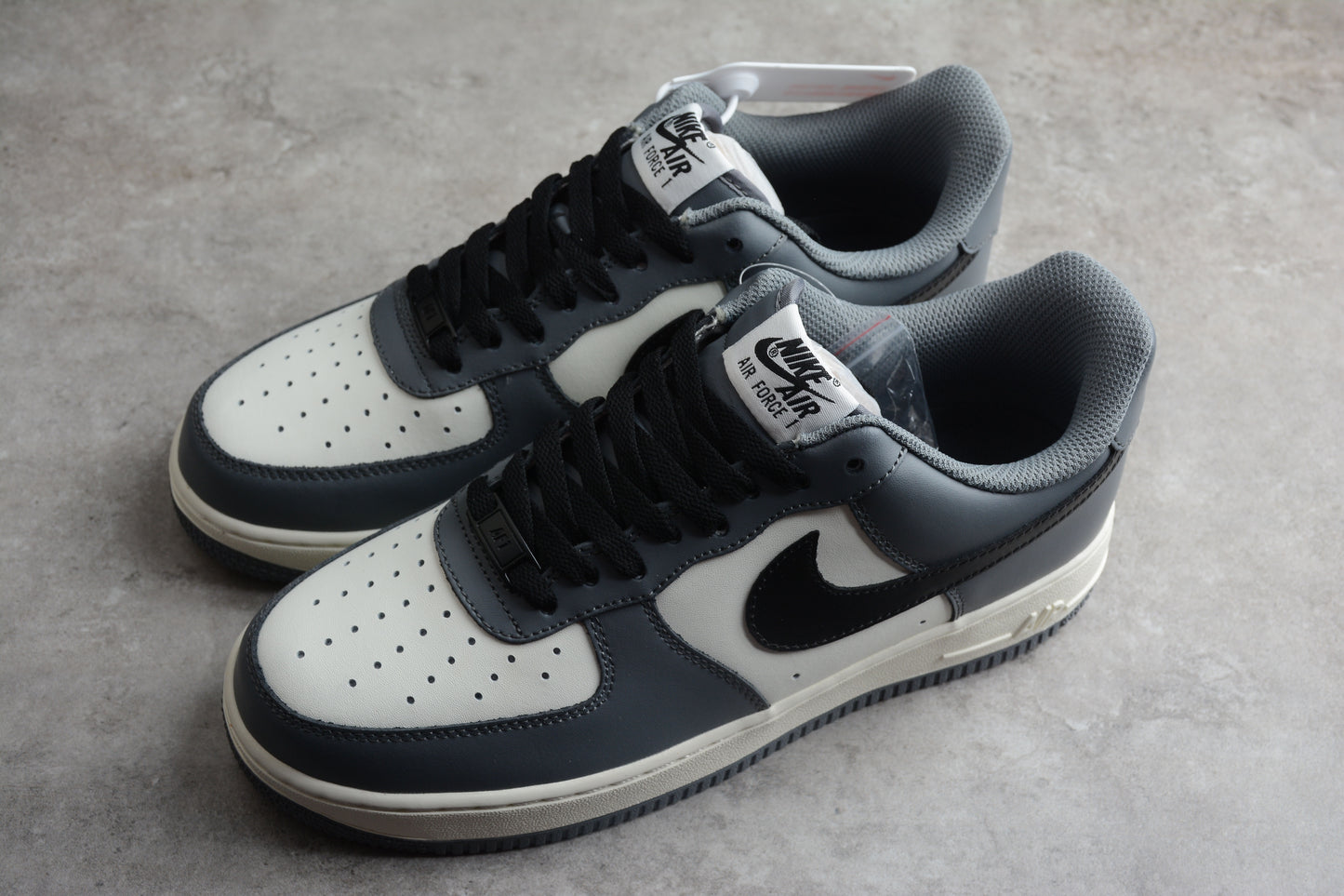 Air Force 1 darkgrey white core