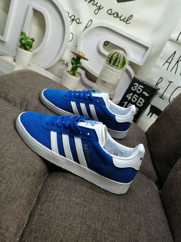 Gazelle blue