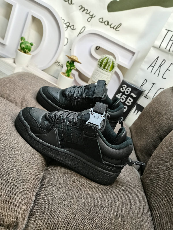 Forum x Bad Bunny black