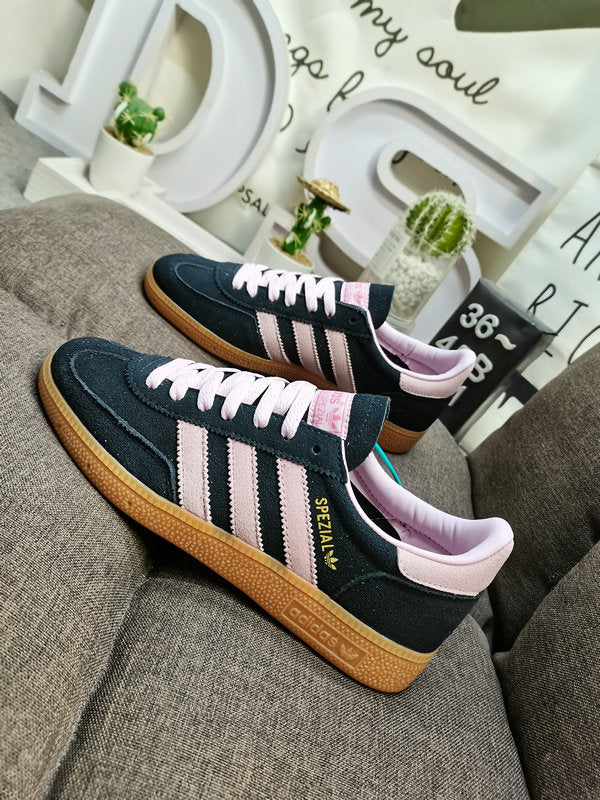 Spezial black pink