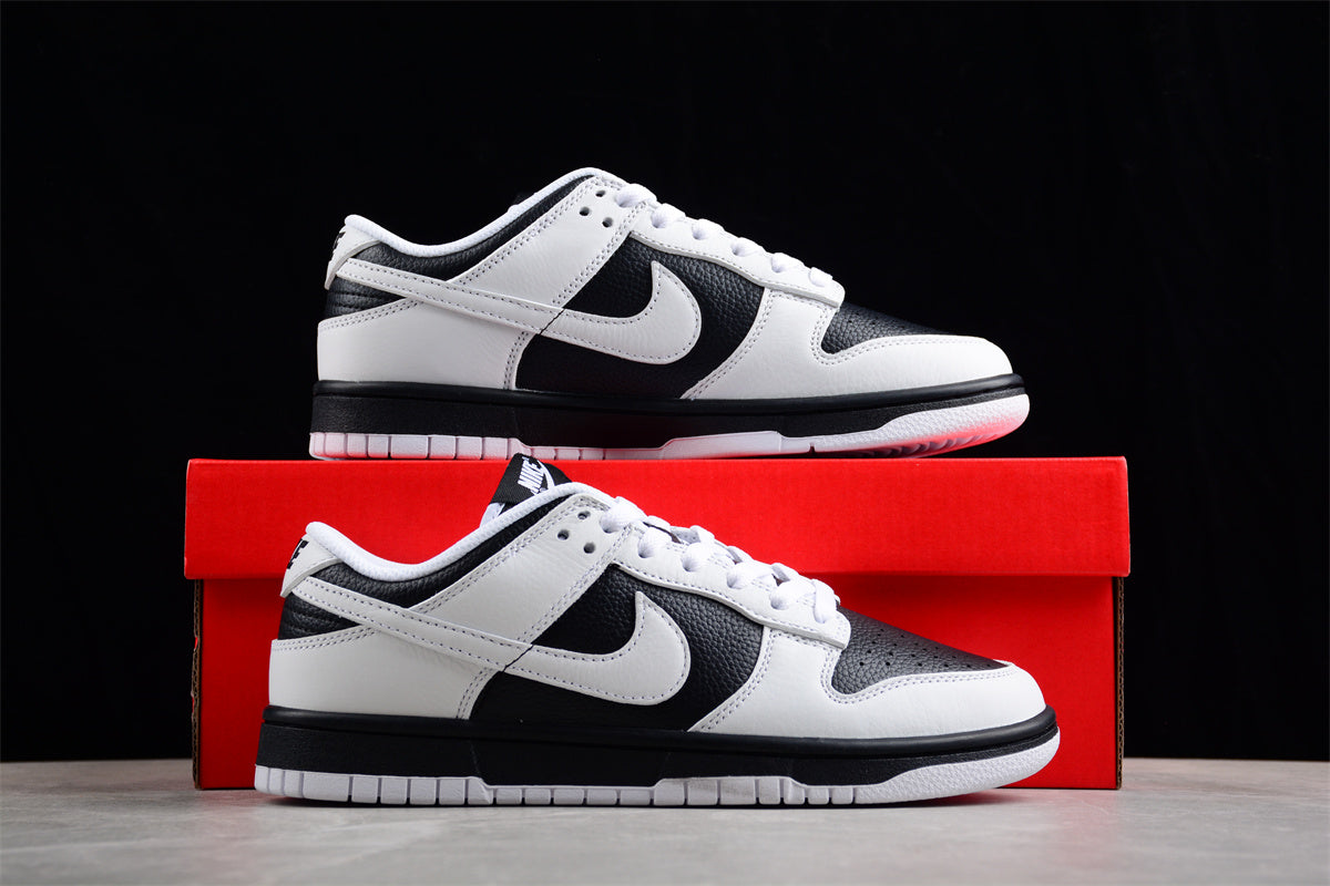 Dunk Low reverse panda