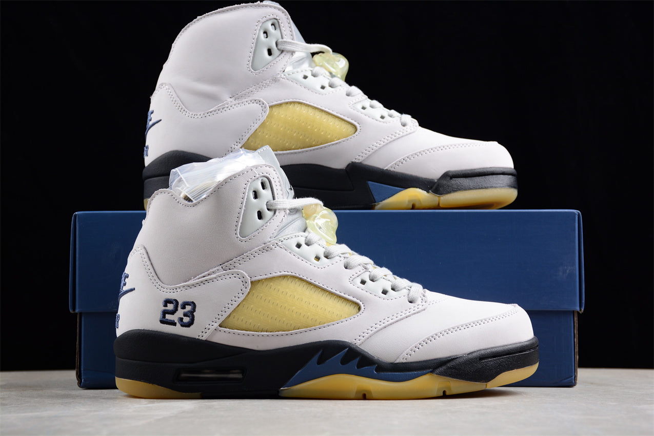 Jordan 5 a Ma Maniere photon dust