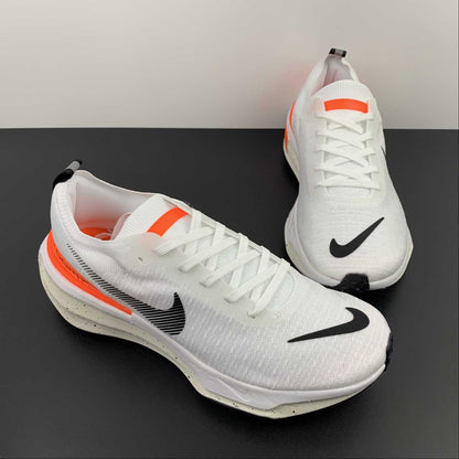 Zoom Invincible white black orange