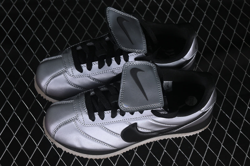 Cortez metallic grey