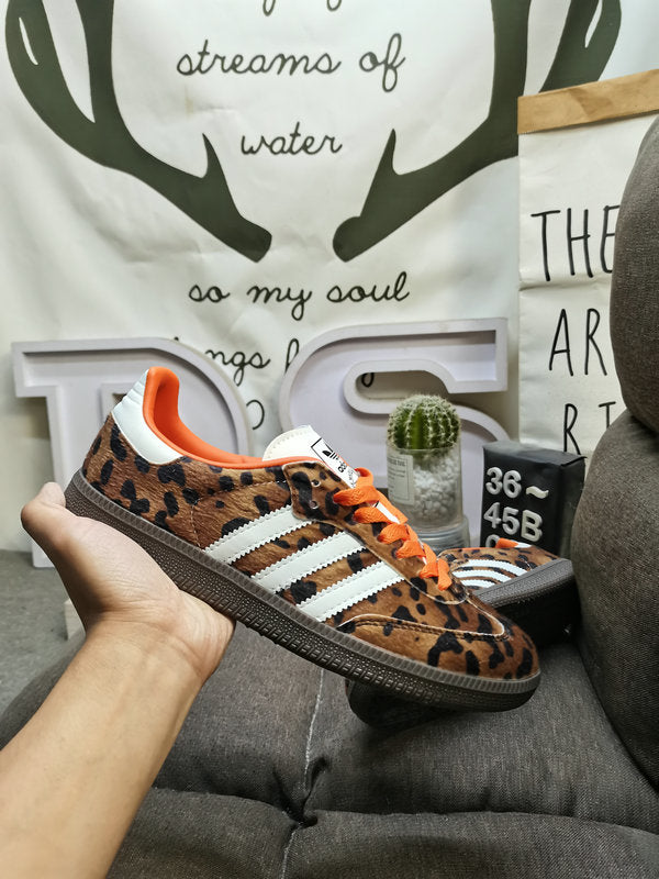 Samba preloved leopard