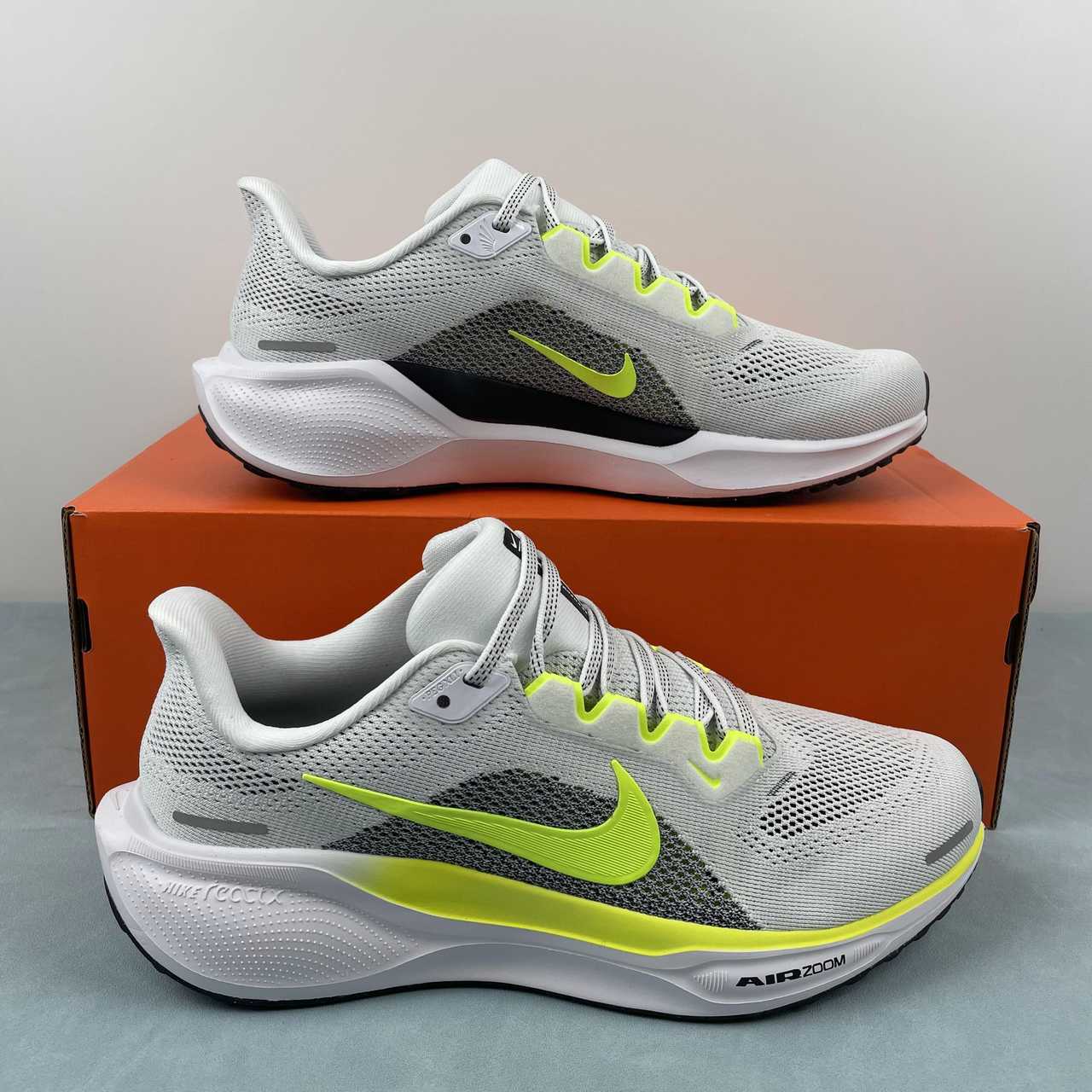 Zoom Pegasus 41 white volt