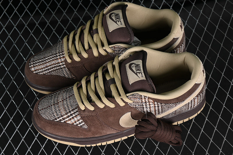 Dunk Low SB tweed baroque