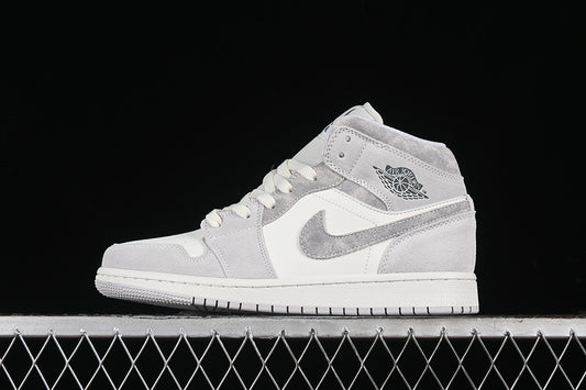 Jordan 1 Mid smoke grey