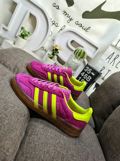 Gazelle indoor purple volt