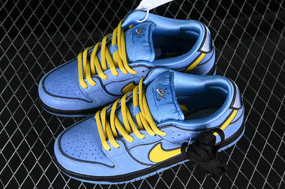 Dunk Low SB powerpuff blue
