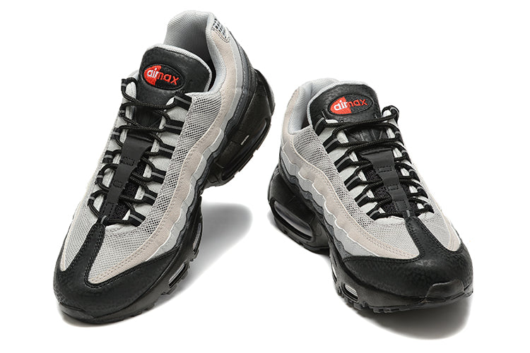 Air Max 95 grey to black