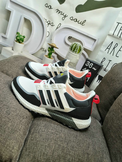 UltraBoost white black redlines
