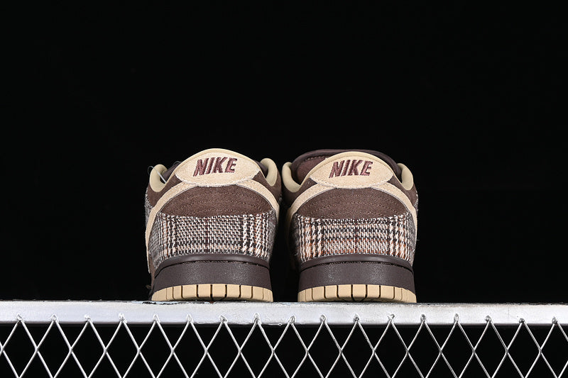 Dunk Low SB tweed baroque
