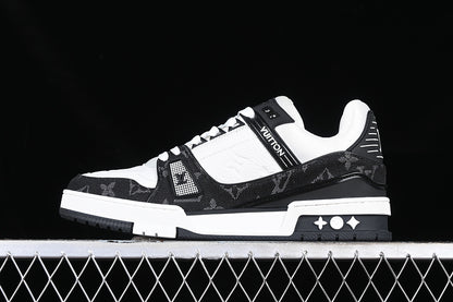 LV trainer white black