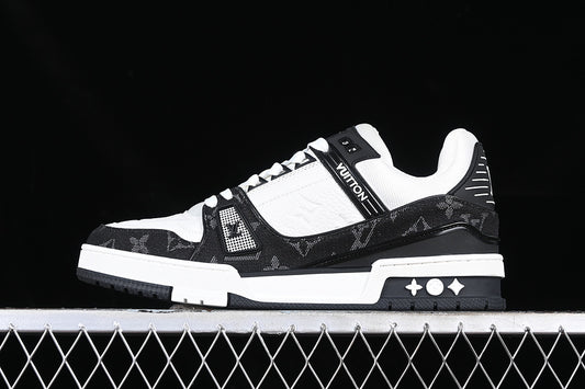 LV trainer white black