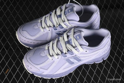 New Balance 1906R violet