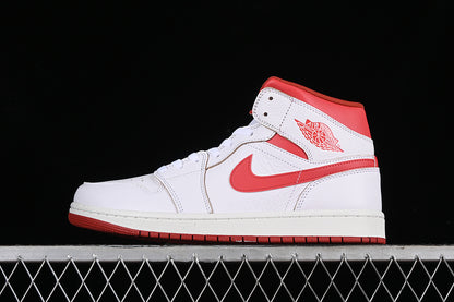 Jordan 1 Mid industrial red