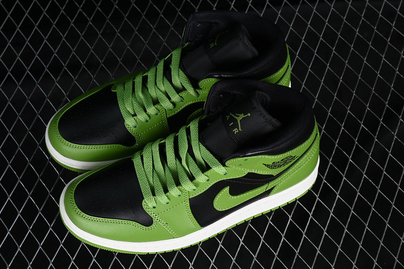Jordan 1 Mid black green