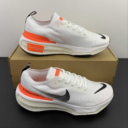 Zoom Invincible white black orange