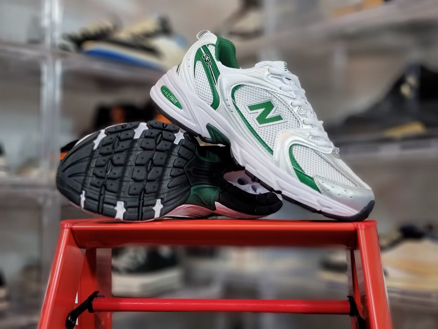 New Balance 530 white green