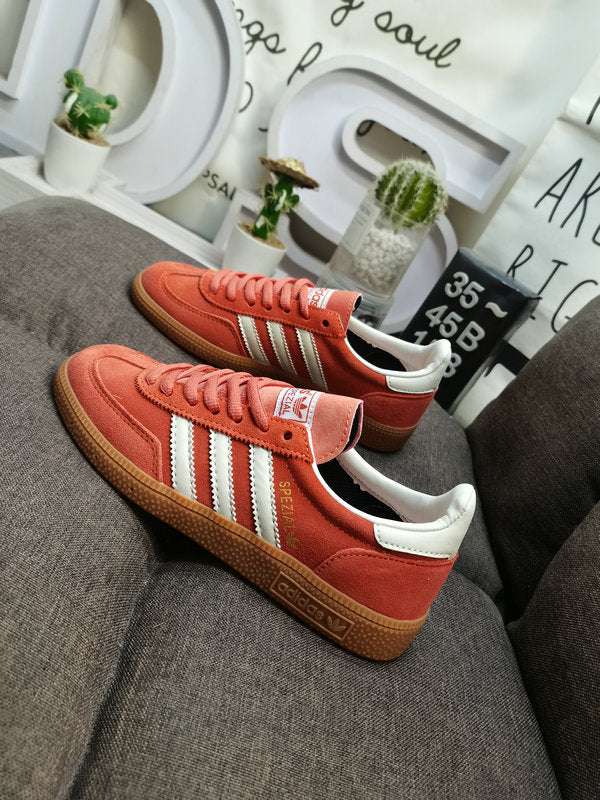 Spezial light orange