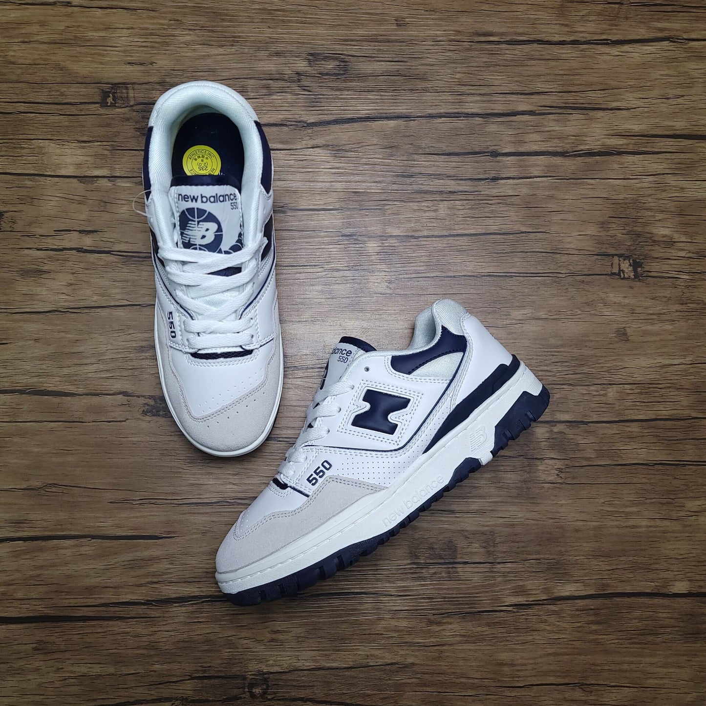 New Balance 550 white navy