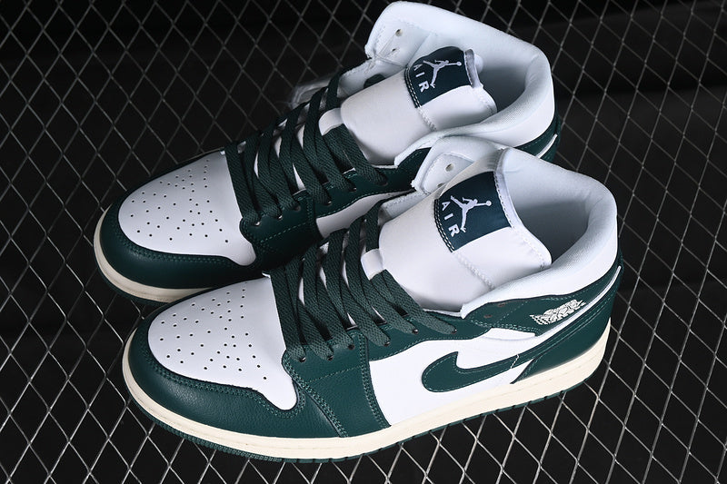 Jordan 1 Mid oxidized green