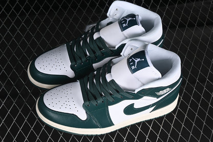 Jordan 1 Mid oxidized green